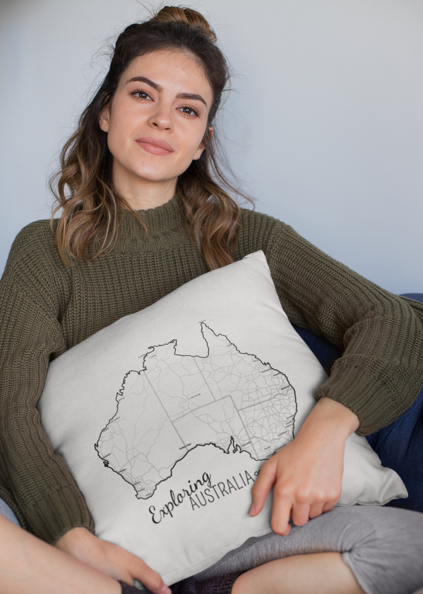 Big Lap - Linen Cushion Cover