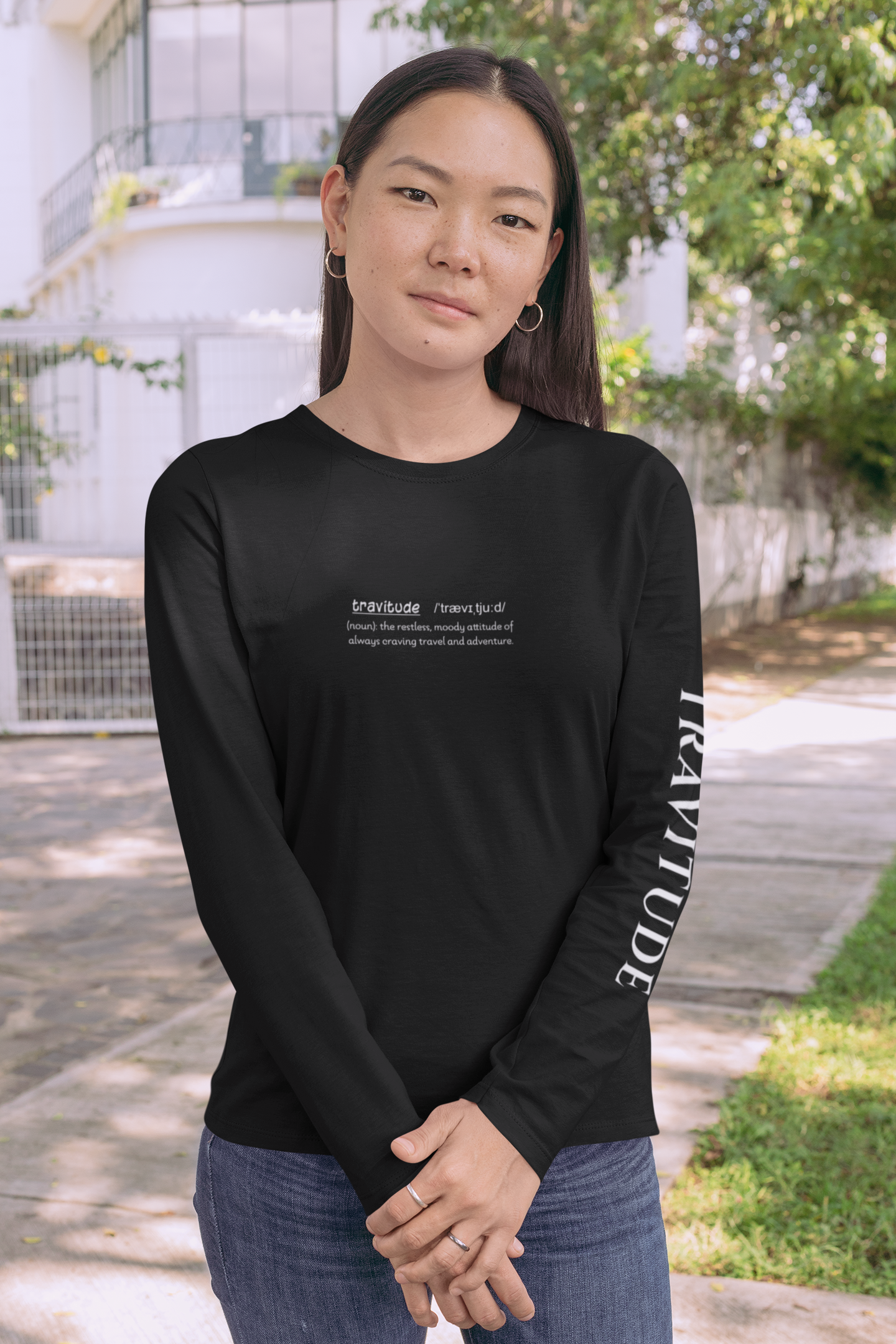Travitude - Unisex Long Sleeved Tee
